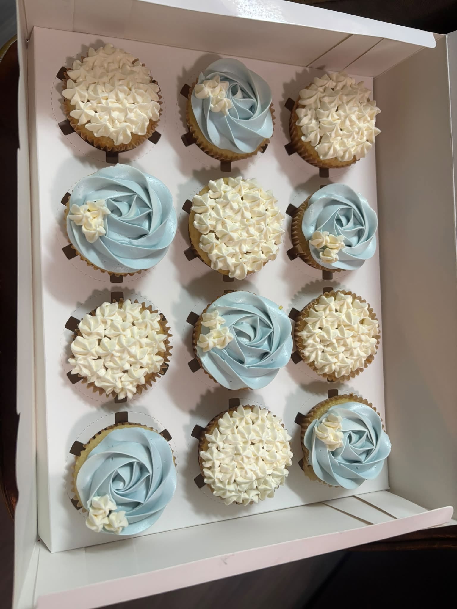 Blue and white cupcakes